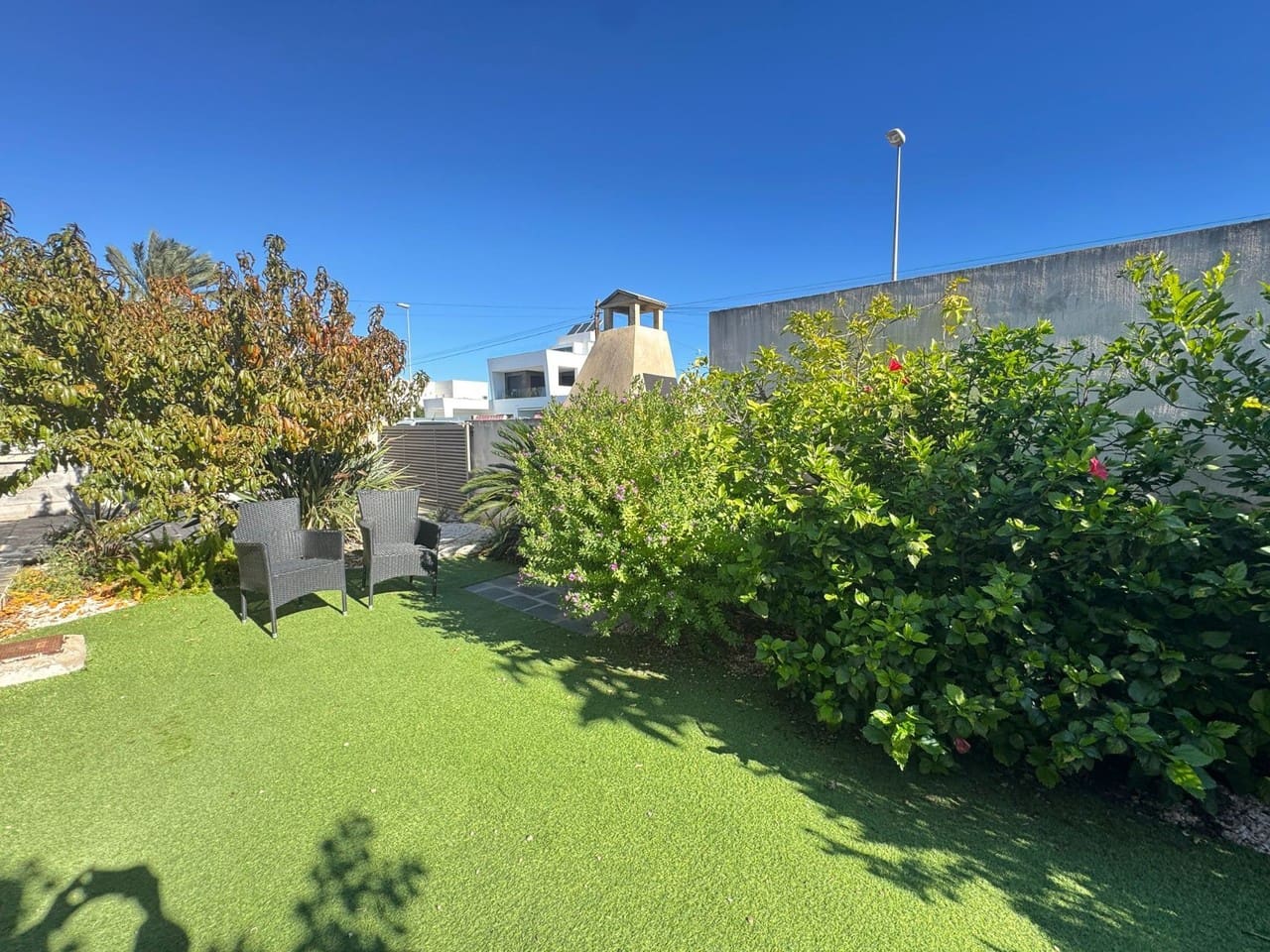 2 bedroom Townhouse for sale in Pilar de la Horadada - € 229,900 (Ref: 9425677)