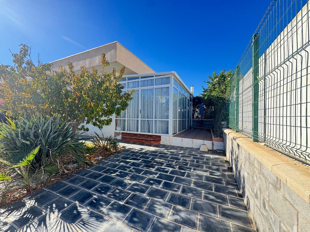 2 bedroom Townhouse for sale in Pilar de la Horadada - € 229,900 (Ref: 9425677)