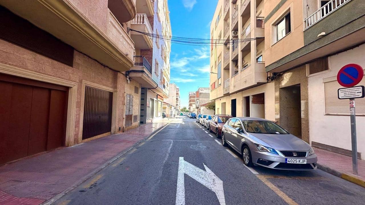 4 chambre Penthouse à vendre à Torrevieja - 460 000 € (Ref: 9425678)