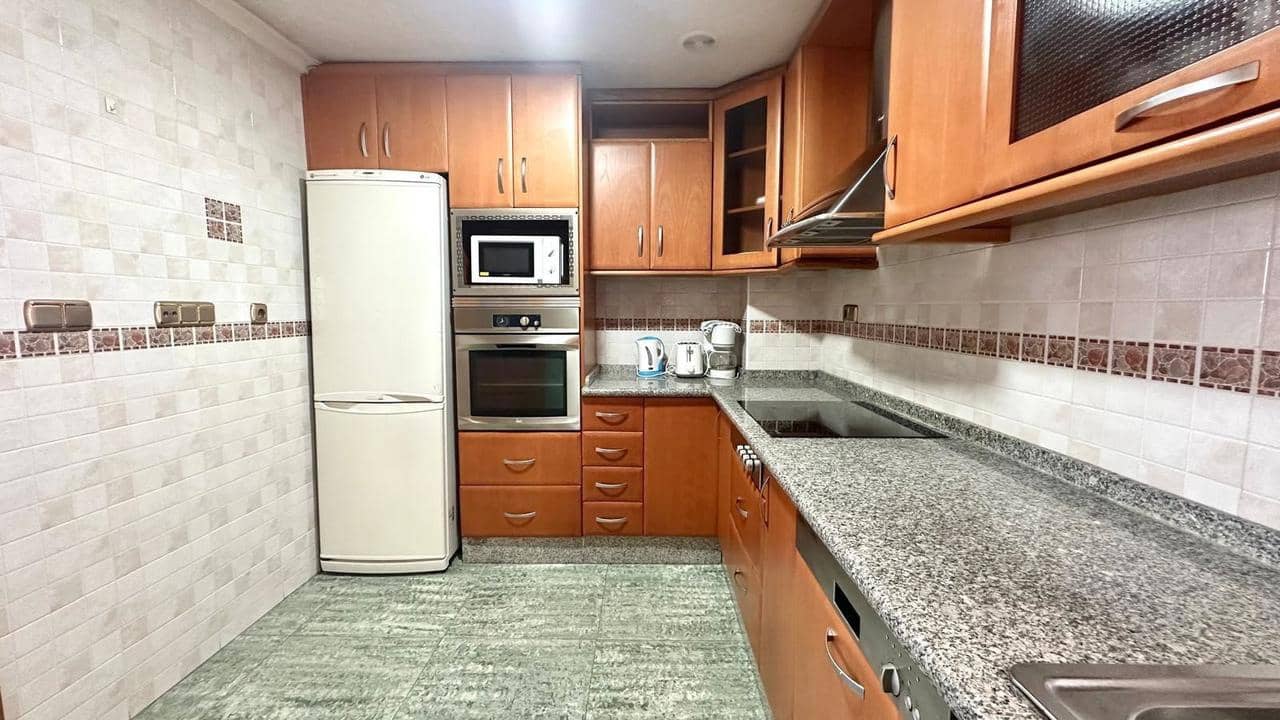 2 makuuhuone Kattohuoneisto myytävänä paikassa Torrevieja - 165 000 € (Ref: 9425679)