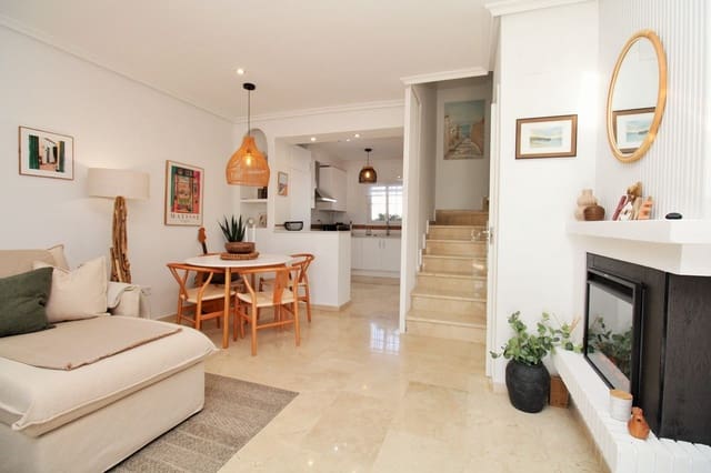 Casa de 2 habitaciones en Villamartin, Orihuela en venta con piscina - 244.990 € (Ref: 9430771)