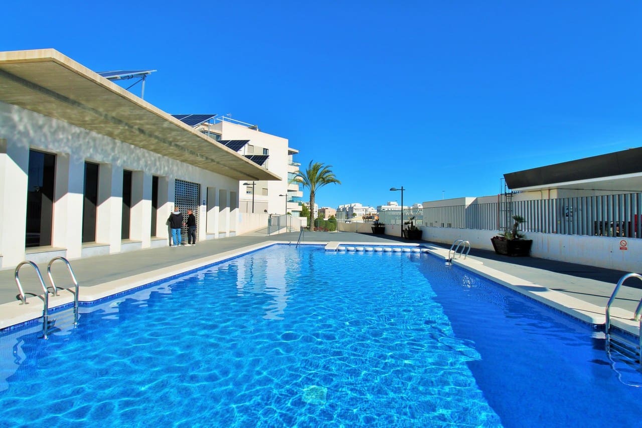 2 chambre Appartement à vendre à Villamartin avec piscine - 289 900 € (Ref: 9430773)