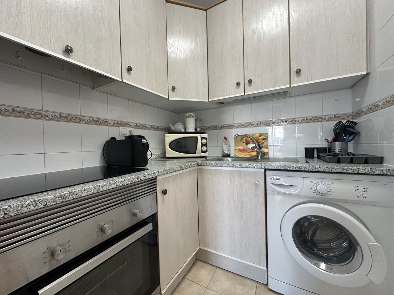 2 bedroom Apartment for sale in La Zenia - € 174,950 (Ref: 9430784)