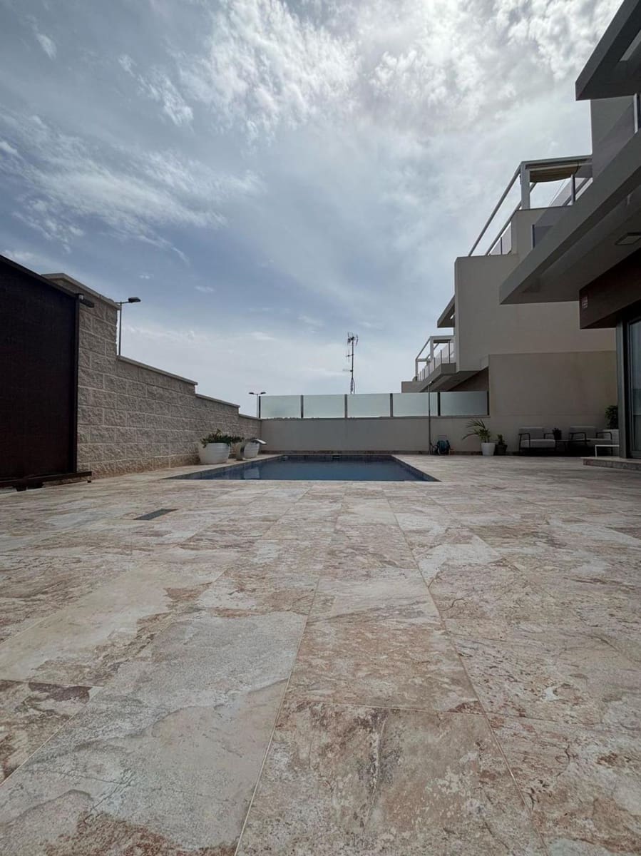 3 quarto Moradia para venda em Orihuela Costa com piscina - 448 000 € (Ref: 9433037)