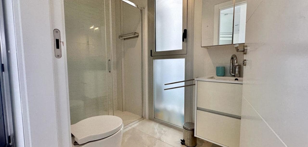 3 soveværelse Villa til salg i Orihuela Costa med swimmingpool - € 389.000 (Ref: 9433042)