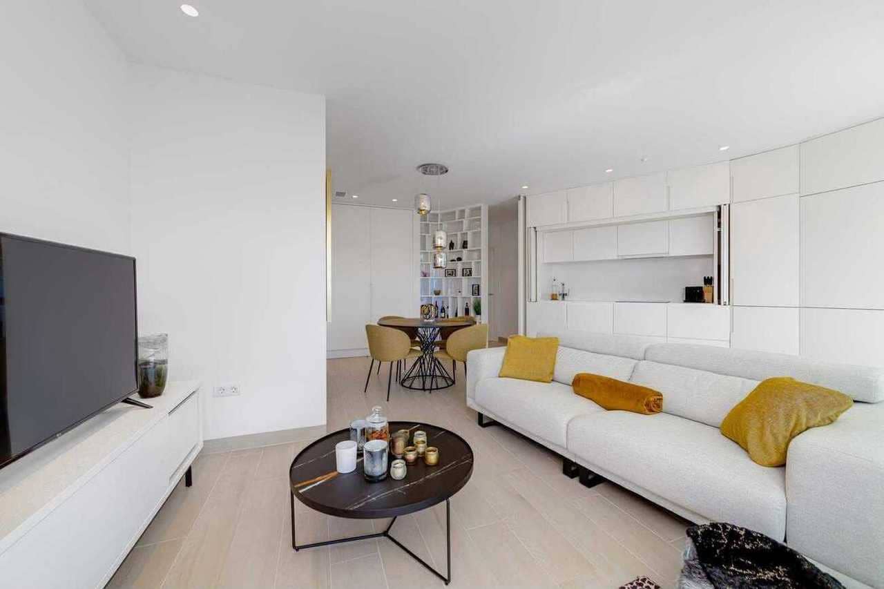 2 sovrum Takvåning till salu i Las Colinas Golf med pool - 369 000 € (Ref: 9436671)