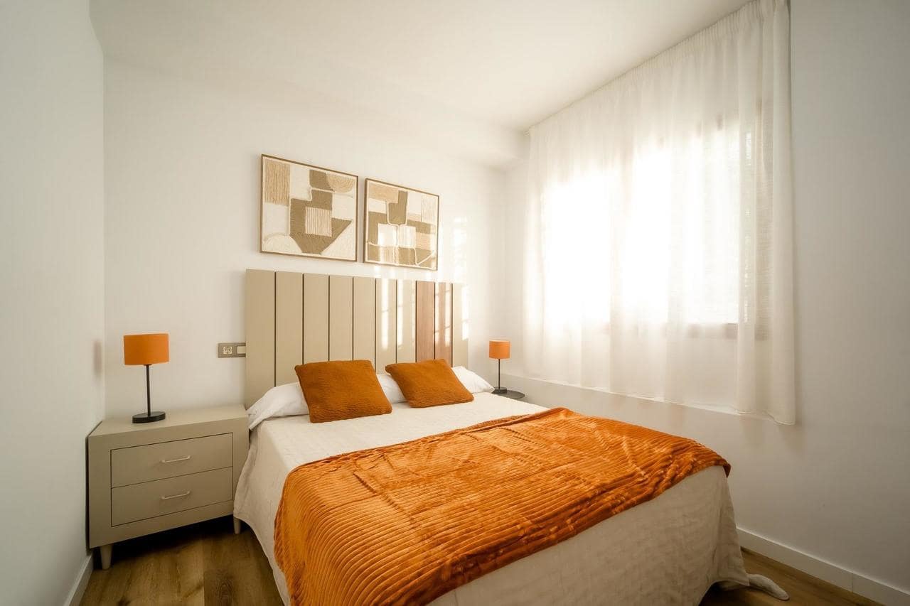 2 bedroom Apartment for sale in Cuevas del Almanzora with pool - € 118,900 (Ref: 9436680)