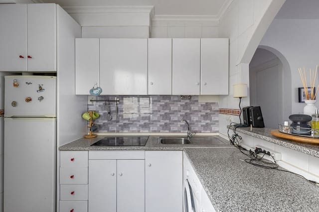 Bungalow de 2 habitaciones en Dehesa de Campoamor, Orihuela en venta - 149.000 € (Ref: 9439452)