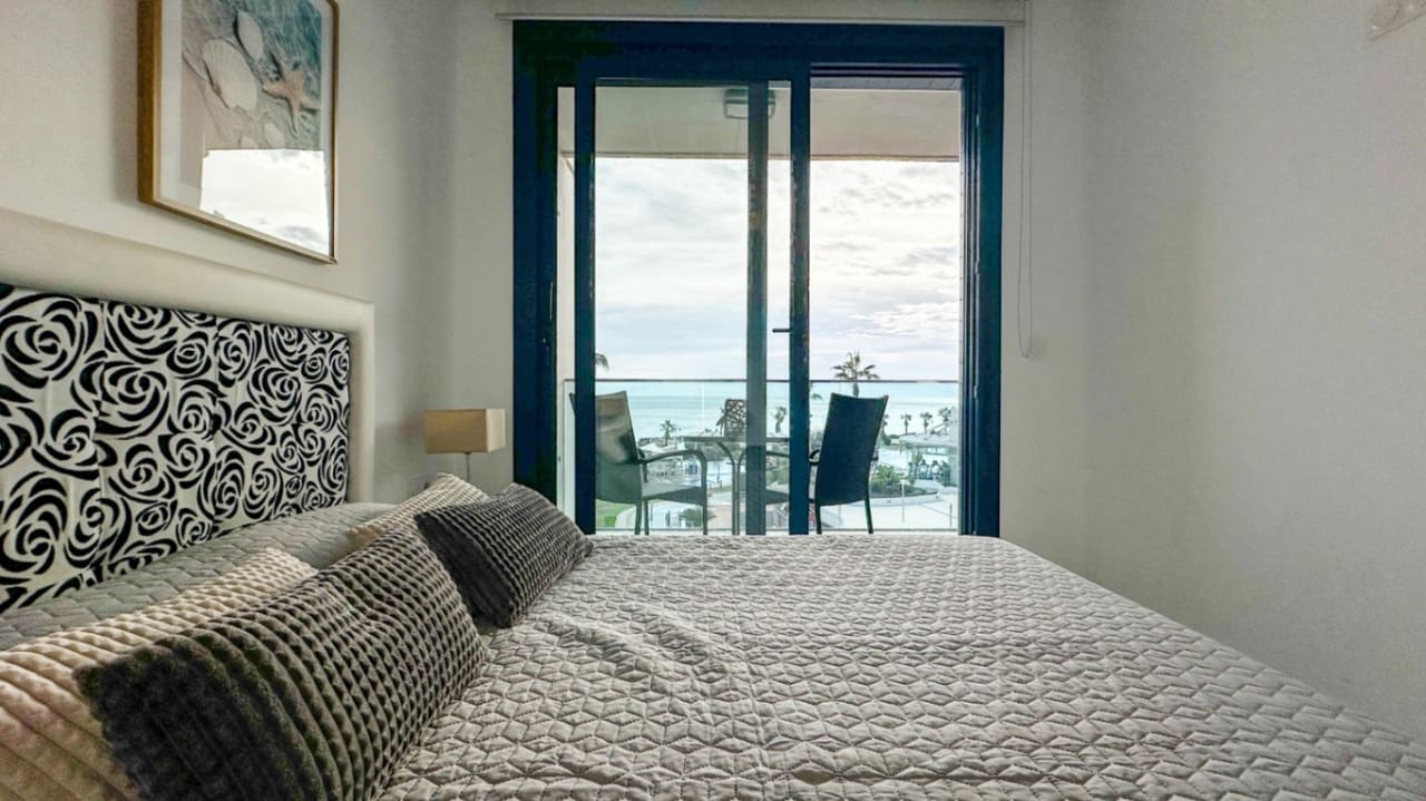 2 makuuhuone Huoneisto myytävänä paikassa Torrevieja - 420 000 € (Ref: 9439461)