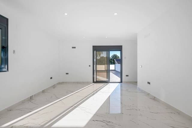 4 soveværelse Villa til salg i Campoamor, Orihuela med swimmingpool garage - € 985.000 (Ref: 9441245)