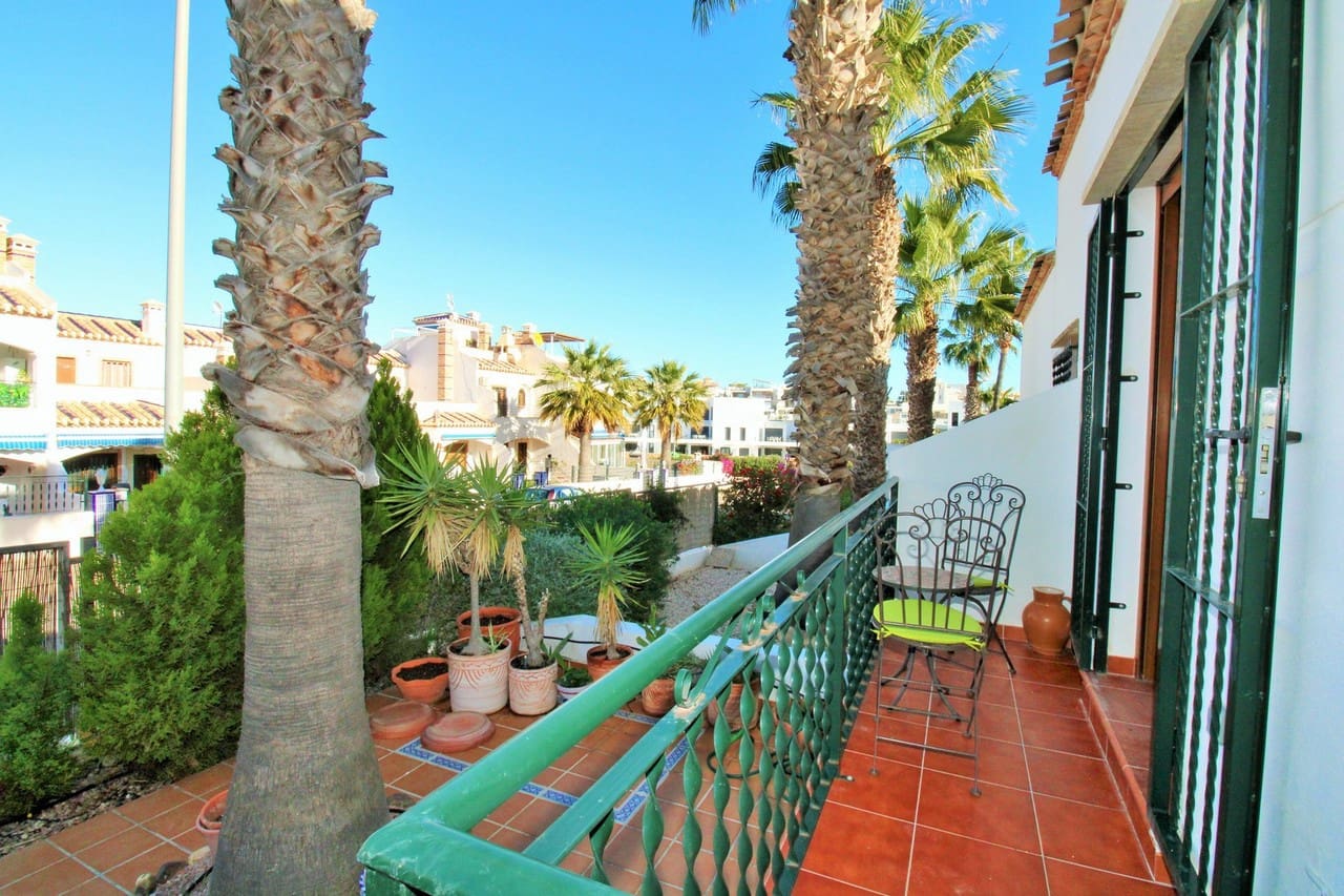 3 slaapkamer Bungalow te koop in Villamartin met zwembad - € 229.000 (Ref: 9441246)