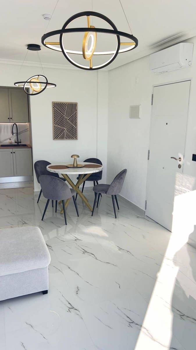 1 soveværelse Penthouse til salg i Orihuela Costa med swimmingpool - € 170.000 (Ref: 9441253)