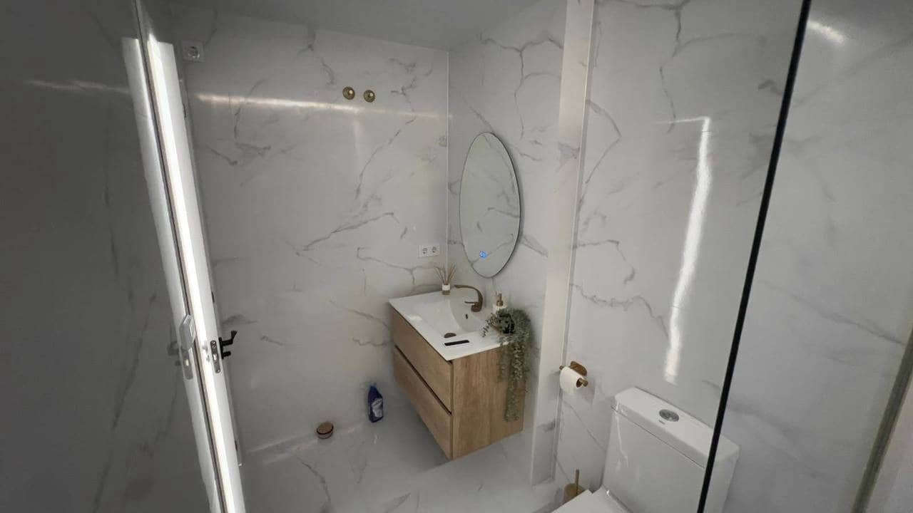 1 soveværelse Penthouse til salg i Orihuela Costa med swimmingpool - € 170.000 (Ref: 9441253)