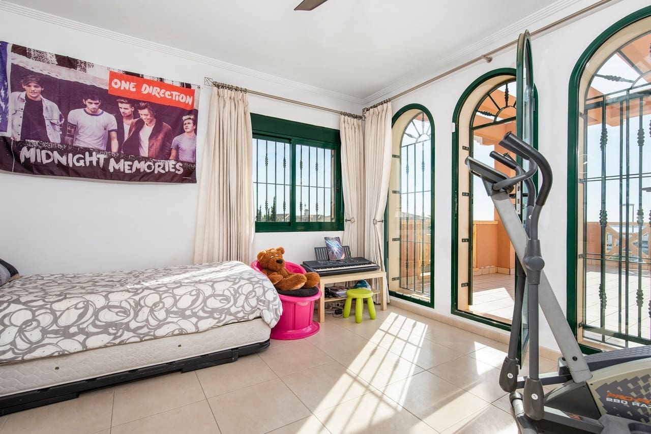 4 bedroom Villa for sale in Ciudad Quesada with pool garage - € 470,000 (Ref: 9448581)
