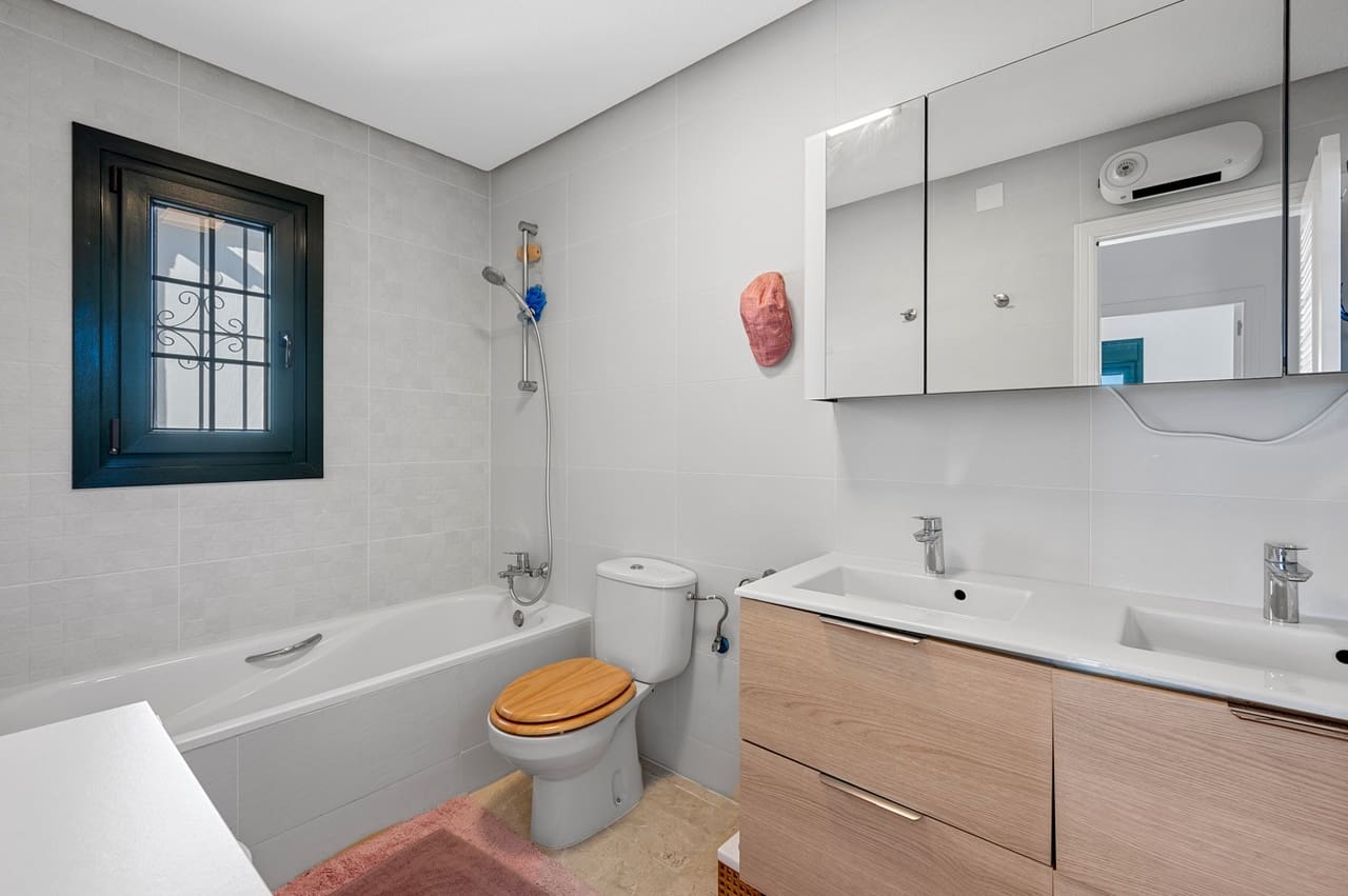 3 chambre Villa/Maison à vendre à Orihuela Costa - 475 000 € (Ref: 9448583)