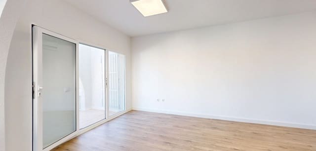 2 quarto Bungalow para venda em Dehesa de Campoamor, Orihuela - 199 000 € (Ref: 9448588)