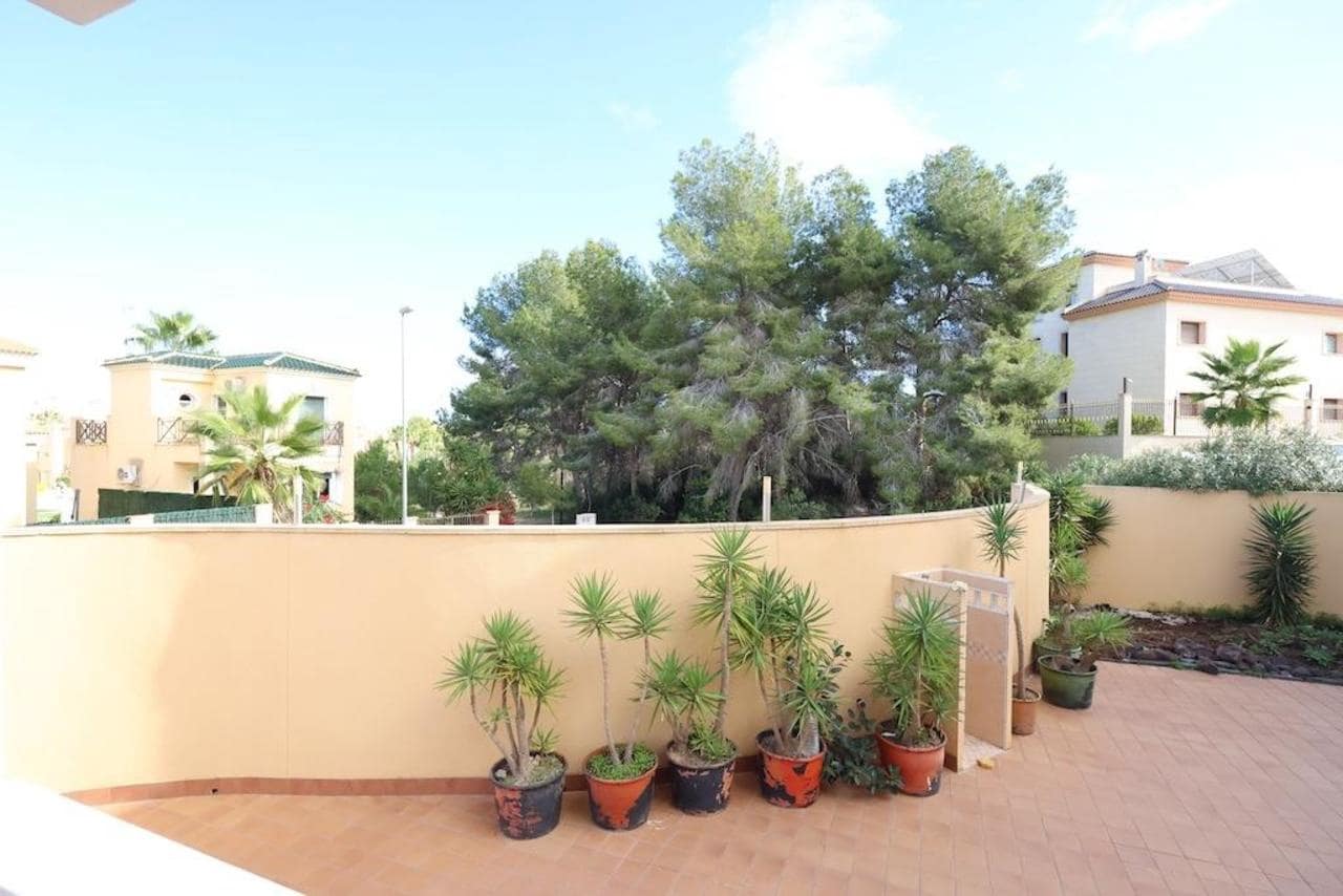 4 soveværelse Villa til salg i Orihuela Costa - € 284.900 (Ref: 9448589)