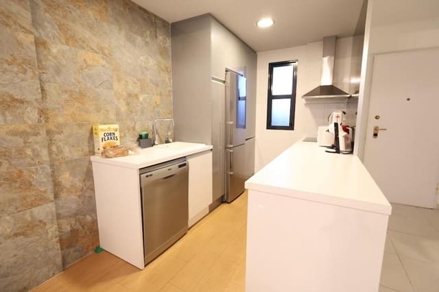 2 slaapkamer Appartement te koop in Dehesa de Campoamor, Orihuela - € 279.500 (Ref: 9448591)