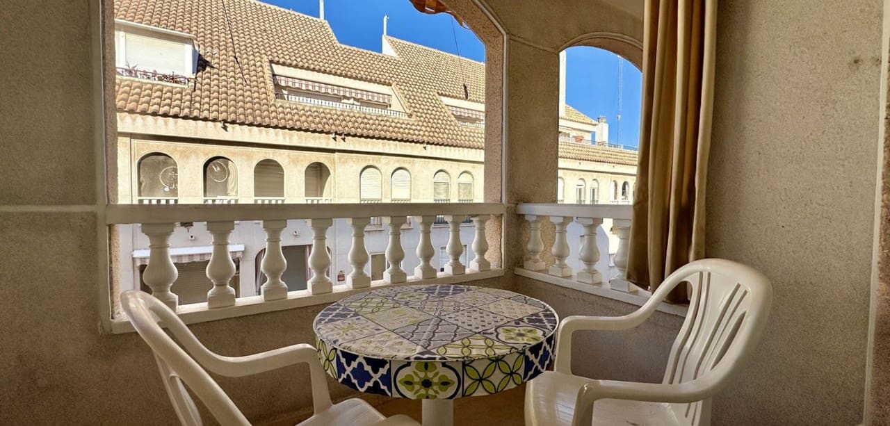 2 Zimmer Apartment zu verkaufen in Torrevieja - 159.000 € (Ref: 9450603)