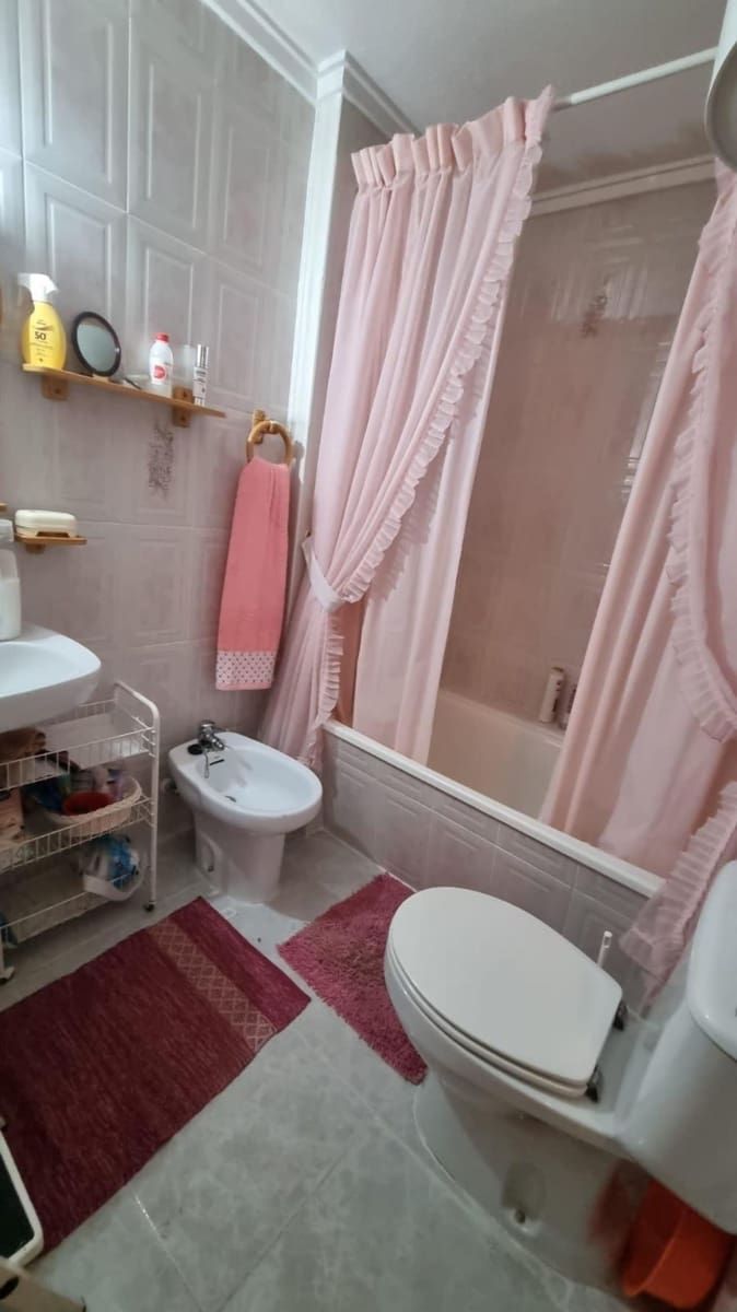 2 makuuhuone Huoneisto myytävänä paikassa Torrevieja - 139 000 € (Ref: 9450605)