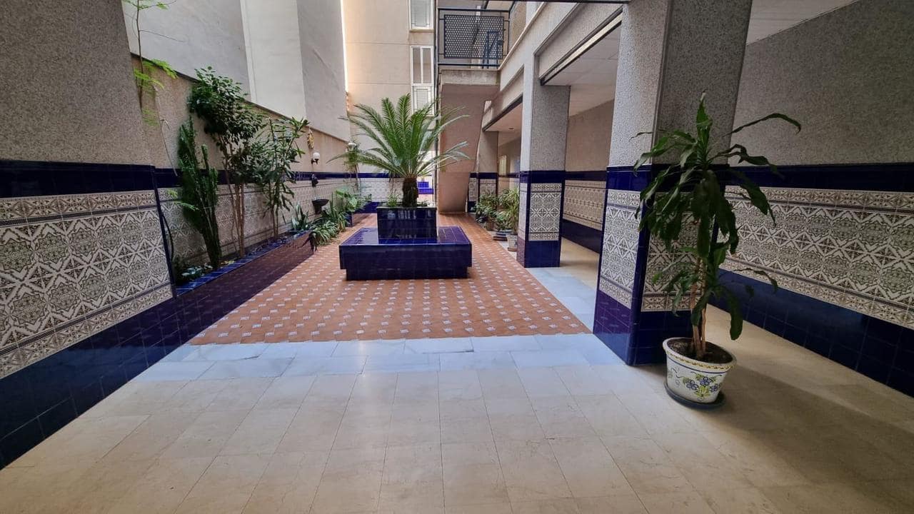 2 makuuhuone Huoneisto myytävänä paikassa Torrevieja - 139 000 € (Ref: 9450605)