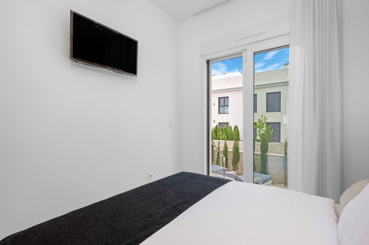 2 soveværelse Lejlighed til salg i Ciudad Quesada med swimmingpool - € 359.000 (Ref: 9450614)