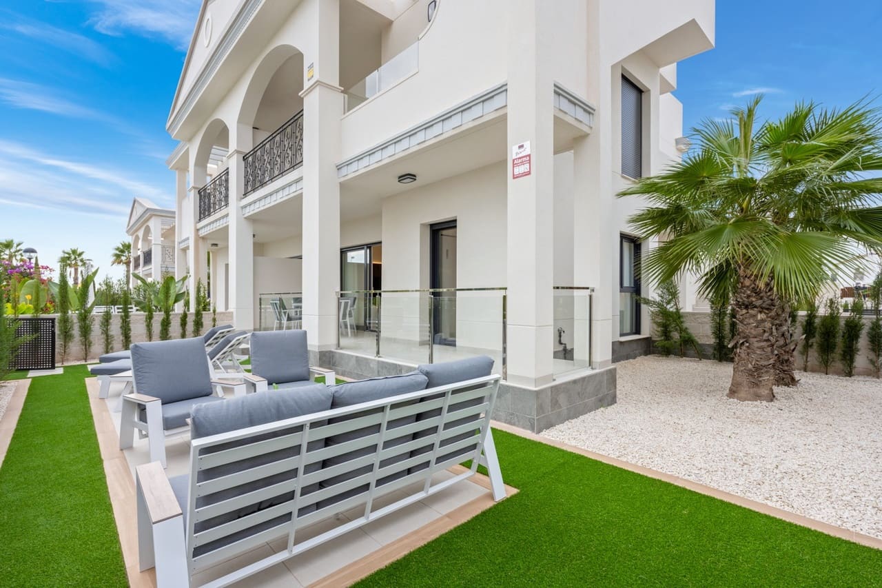2 soveværelse Lejlighed til salg i Ciudad Quesada med swimmingpool - € 359.000 (Ref: 9450614)