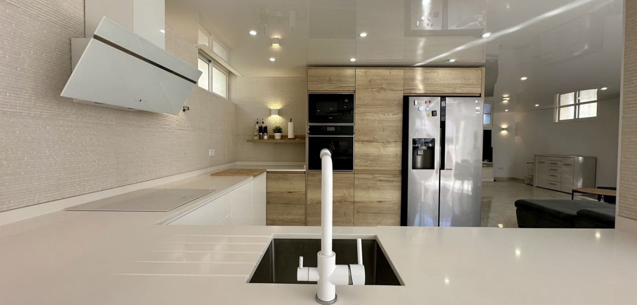 Chalet de 3 habitaciones en Orihuela Costa en venta - 340.000 € (Ref: 9451787)