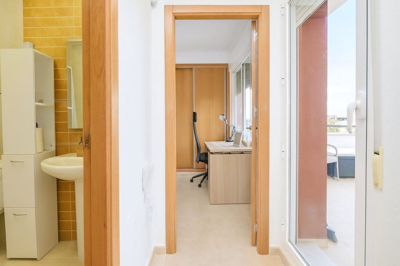 3 bedroom Villa for sale in Algorfa - € 325,000 (Ref: 9451788)