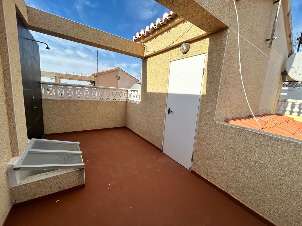 2 slaapkamer Huis te koop in El Chaparral - € 149.999 (Ref: 9451789)