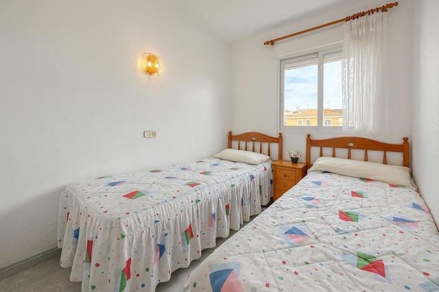 2 quarto Casa em Banda para venda em Los Frutales, Torrevieja com garagem - 142 000 € (Ref: 9452565)