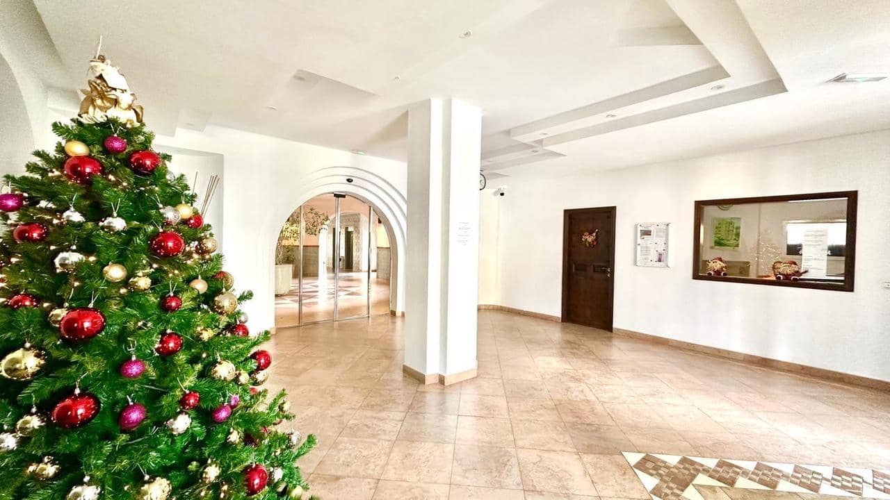 3 bedroom Apartment for sale in Torrevieja with pool - € 369,900 (Ref: 9452570)