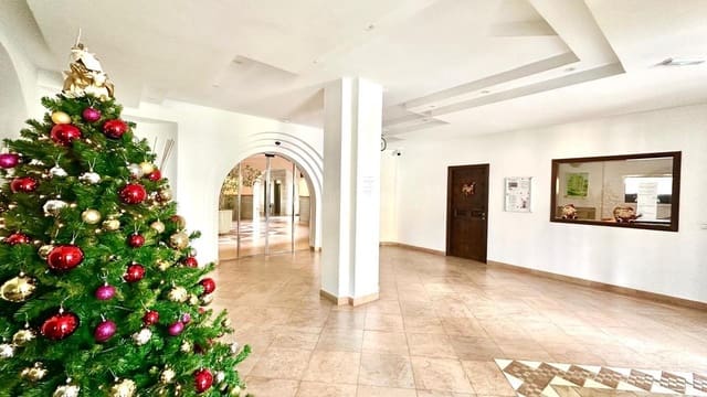 3 bedroom Apartment for sale in El Molino, Torrevieja with pool - € 369,900 (Ref: 9452570)