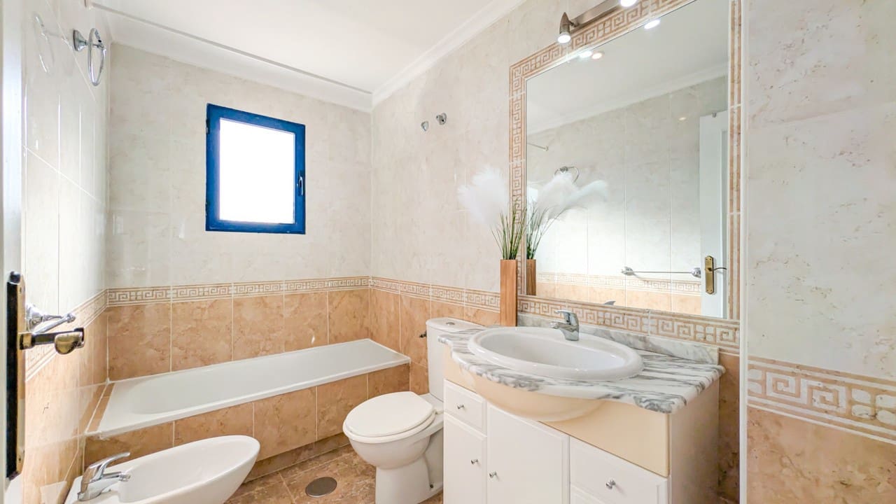 2 sovrum Lägenhet till salu i Orihuela Costa - 169 000 € (Ref: 9452571)