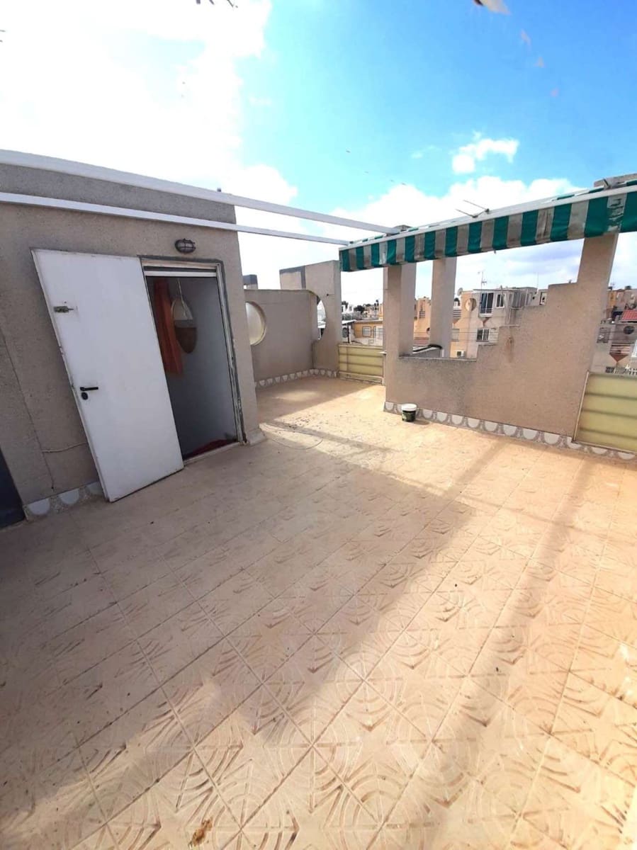 4 chambre Bungalow à vendre à Torrevieja - 189 000 € (Ref: 9455845)
