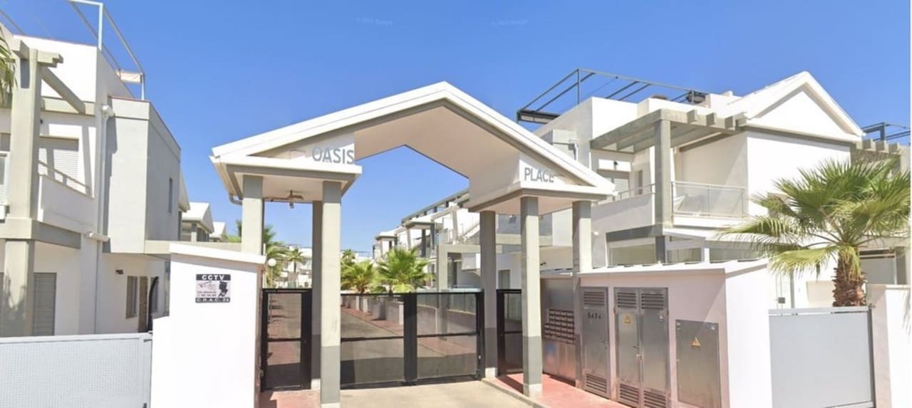 2 bedroom Apartment for sale in Orihuela Costa with pool - € 199,000 (Ref: 9461062)