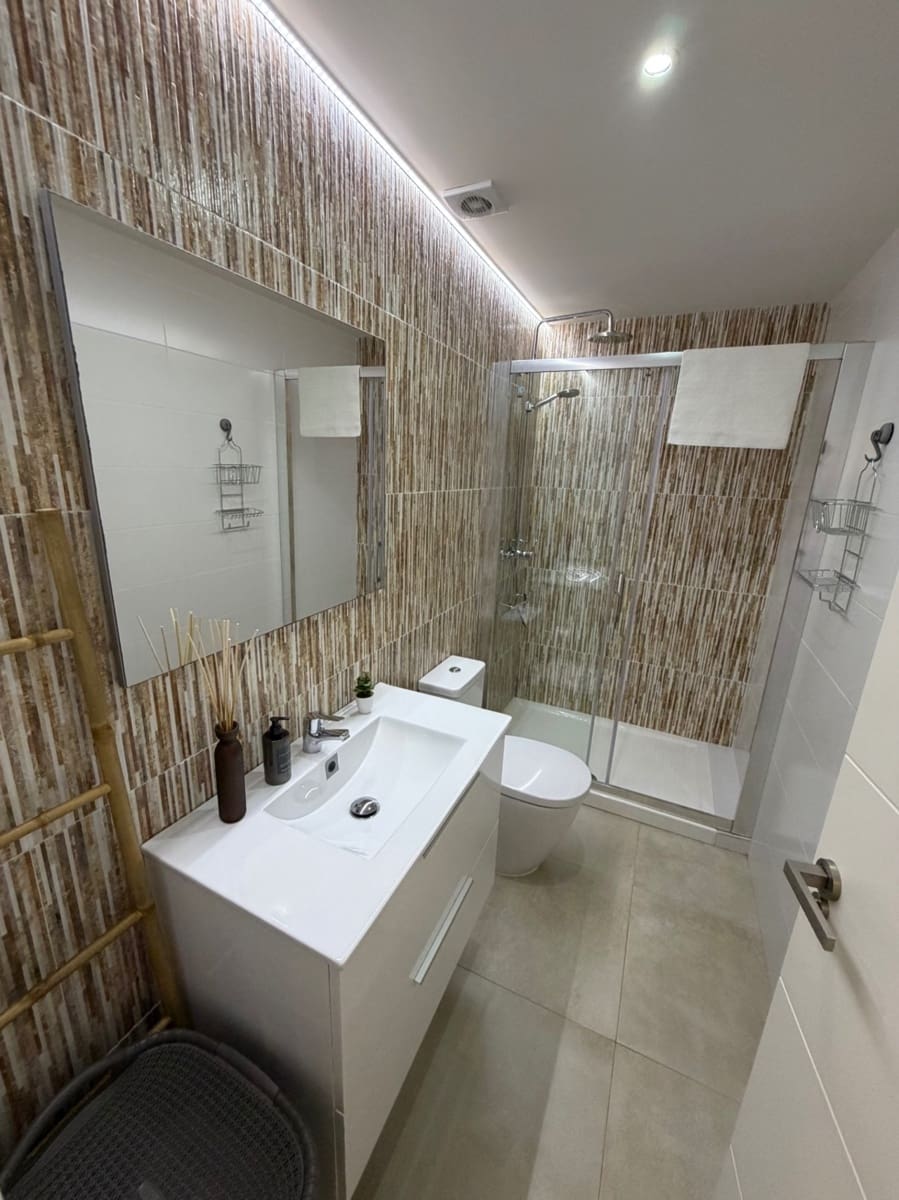 2 bedroom Apartment for sale in Orihuela Costa with pool - € 199,000 (Ref: 9461062)