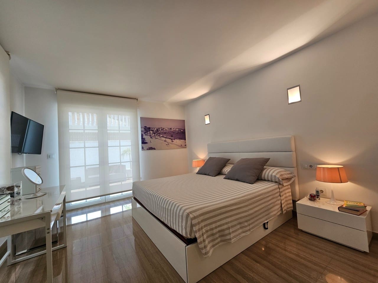 3 Zimmer Villa zu verkaufen in Santiago de la Ribera mit Pool - 1.350.000 € (Ref: 9461065)