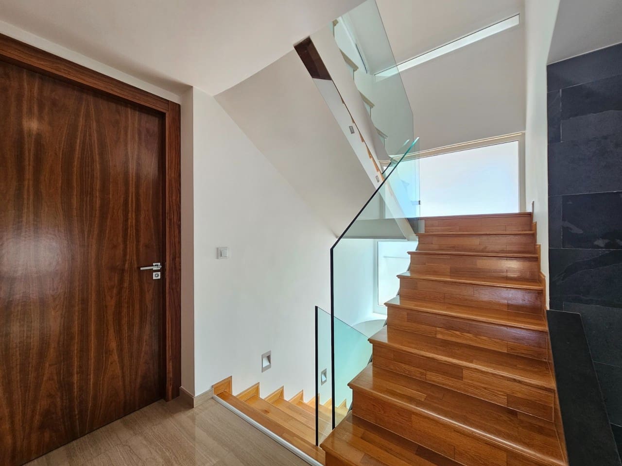 3 Zimmer Villa zu verkaufen in Santiago de la Ribera mit Pool - 1.350.000 € (Ref: 9461065)