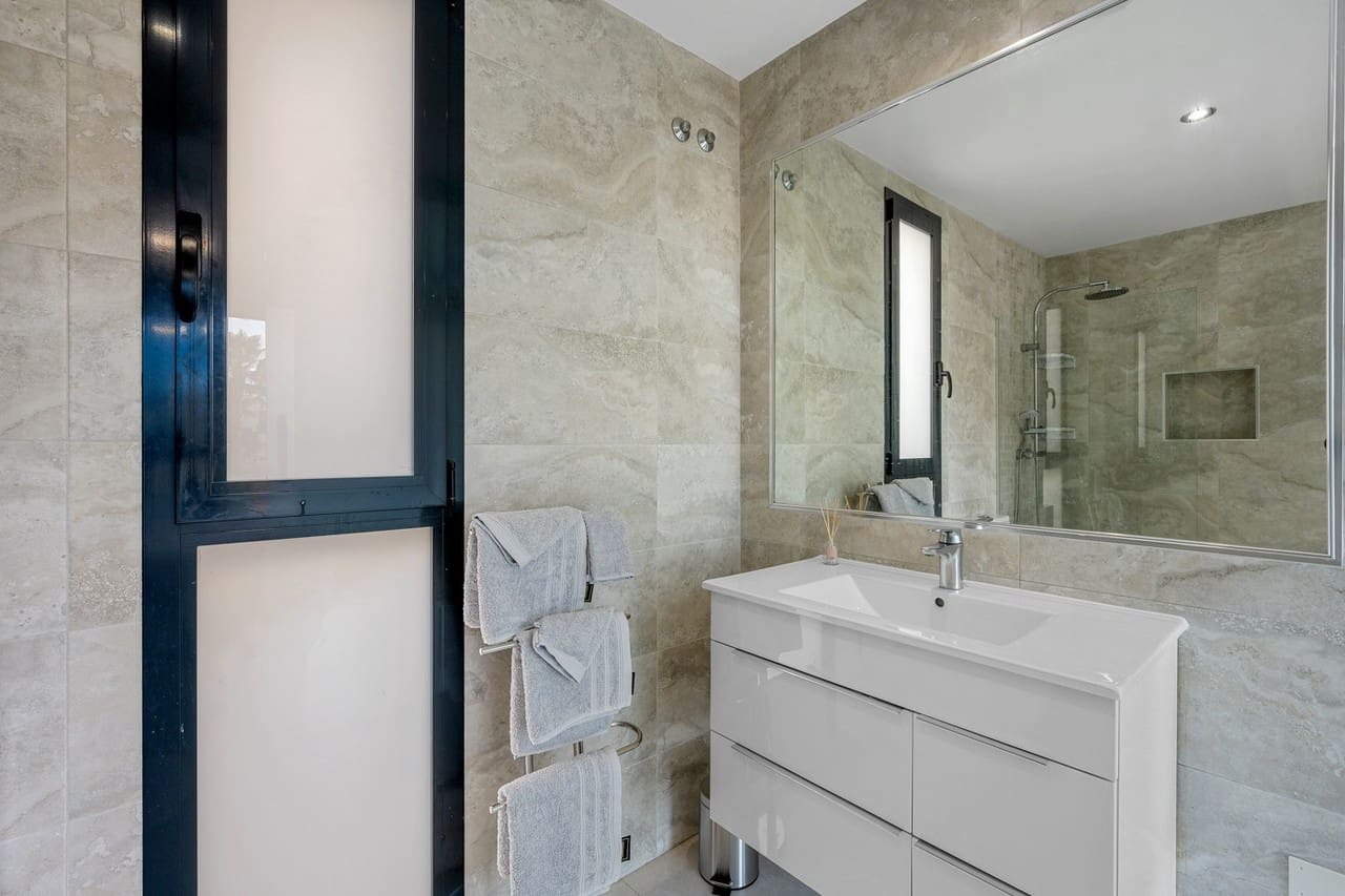 3 chambre Villa/Maison à vendre à Orihuela Costa avec piscine - 379 900 € (Ref: 9461066)