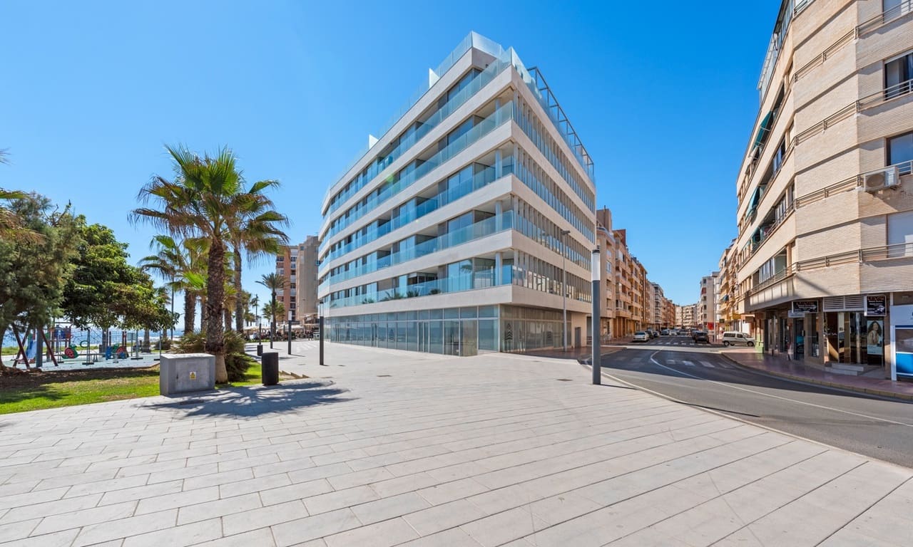4 chambre Appartement à vendre à Torrevieja - 895 000 € (Ref: 9461071)