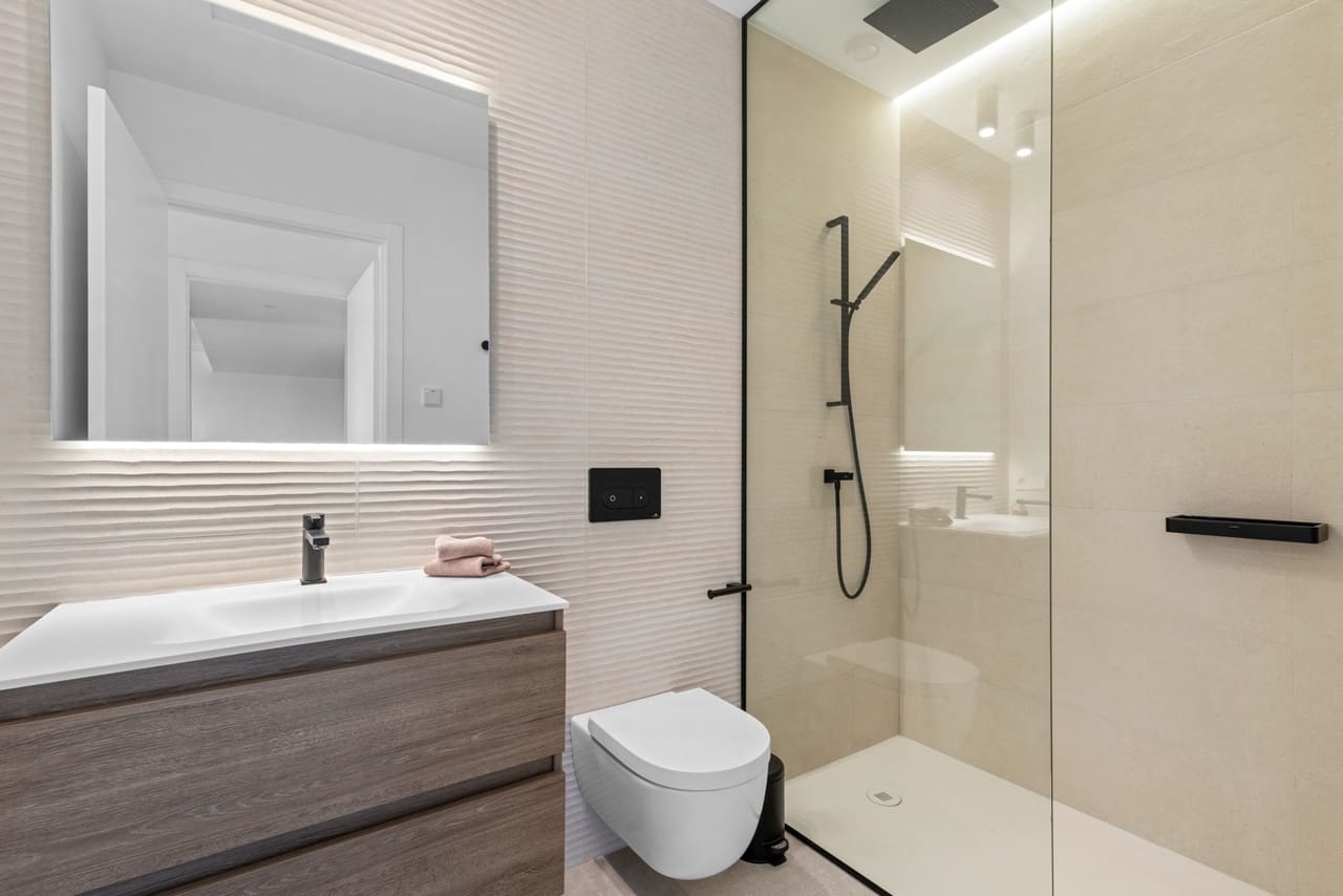 2 slaapkamer Appartement te koop in Las Colinas Golf met zwembad - € 479.000 (Ref: 9461072)