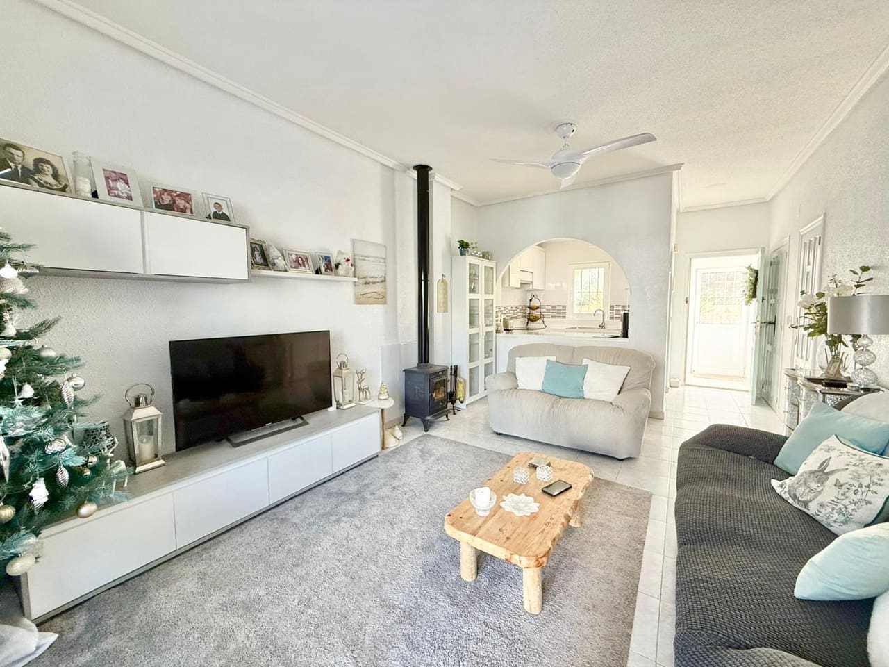 2 makuuhuone Huvila myytävänä paikassa Ciudad Quesada - 195 000 € (Ref: 9465162)