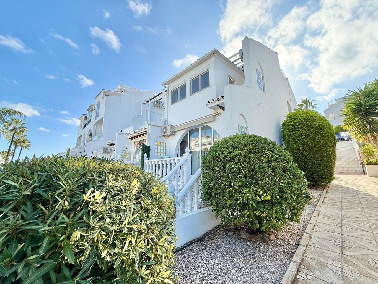 2 makuuhuone Huvila myytävänä paikassa Ciudad Quesada - 195 000 € (Ref: 9465162)