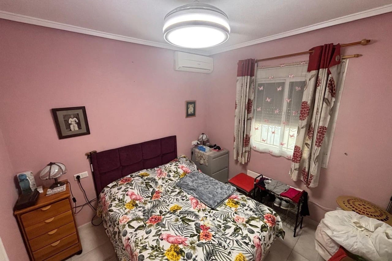 Bungalow de 2 habitaciones en Ciudad Quesada en venta con piscina - 139.995 € (Ref: 9468102)