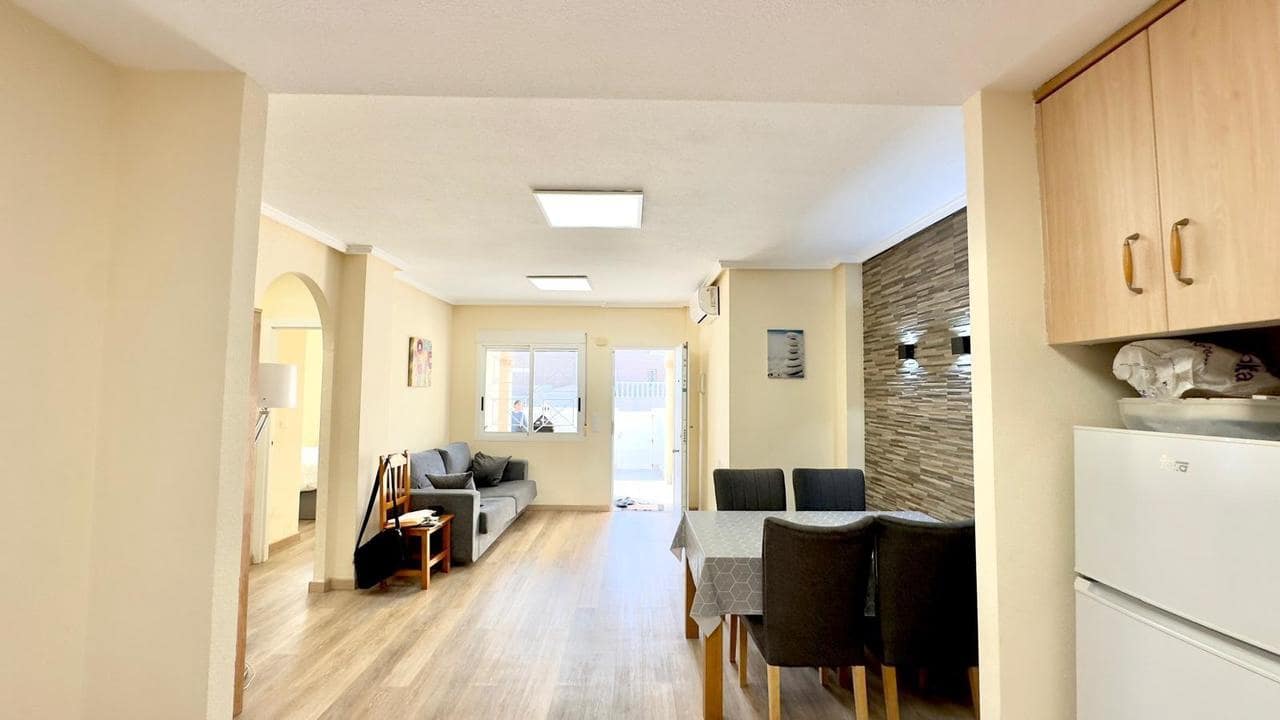 2 sypialnia Bungalow na sprzedaż w Torrevieja z basenem - 194 900 € (Ref: 9468111)