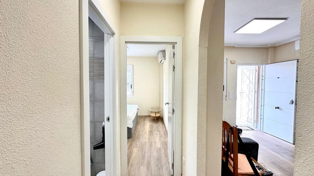 2 sypialnia Bungalow na sprzedaż w Torrevieja z basenem - 194 900 € (Ref: 9468111)