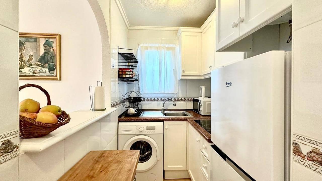 2 soveværelse Penthouse til salg i Torrevieja - € 149.900 (Ref: 9468112)