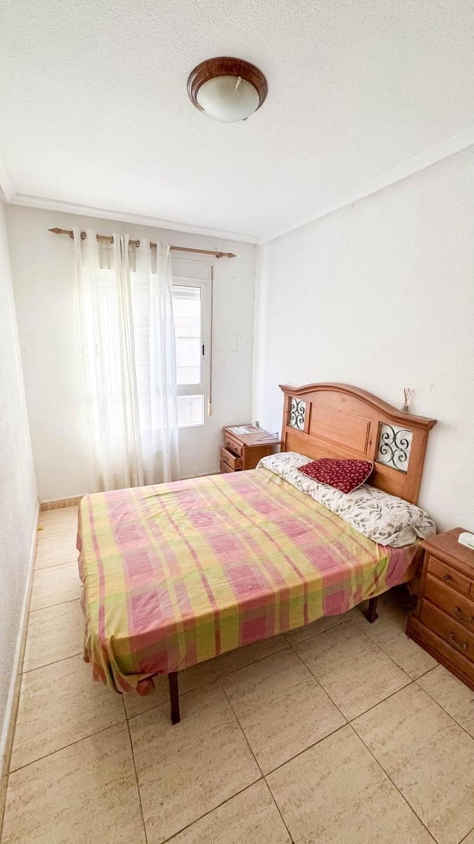 3 slaapkamer Appartement te koop in Torrevieja - € 150.000 (Ref: 9468113)