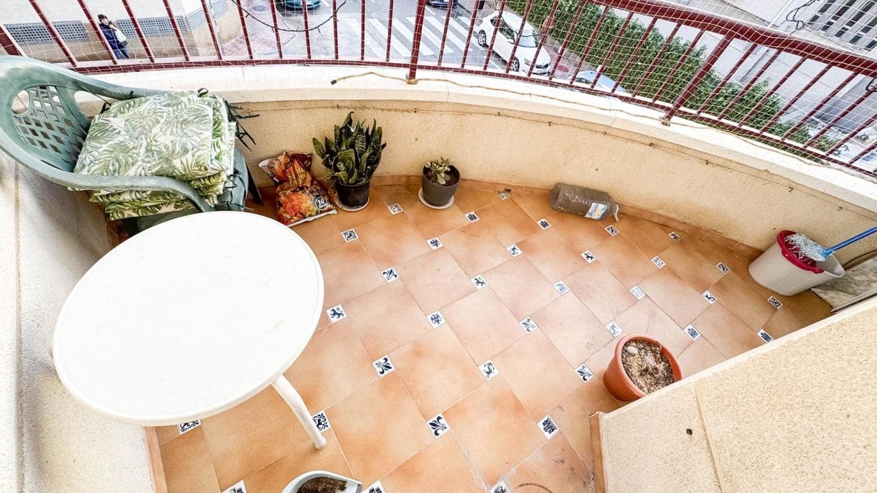 3 slaapkamer Appartement te koop in Torrevieja - € 150.000 (Ref: 9468113)